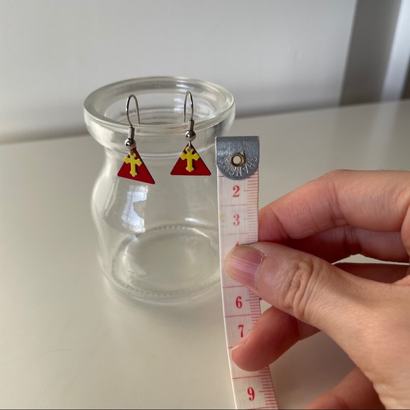 🛍3/$20 Cross Earrings - Picture 6 of 6